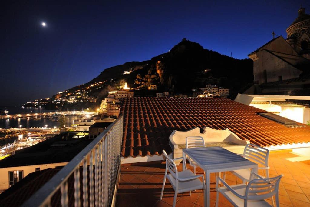 Mamma Rosanna - Apartment In Amalfi With Terrace Exterior photo